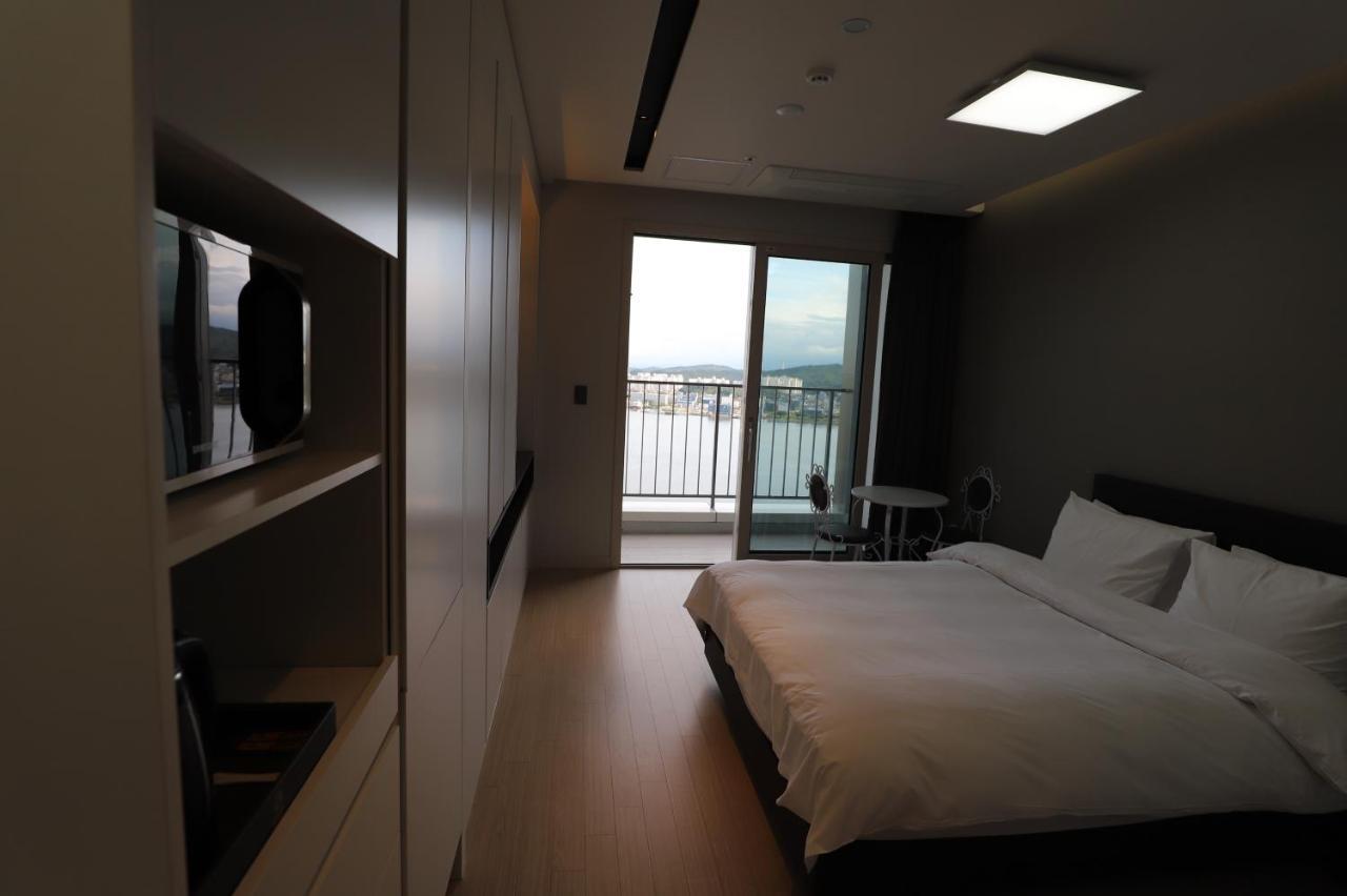 Sunrise Hotel Junior Suite Room11F Sea- View Sokcho Exteriör bild
