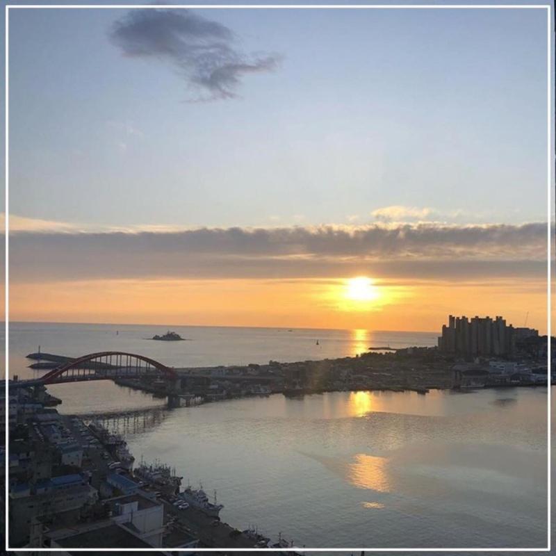 Sunrise Hotel Junior Suite Room11F Sea- View Sokcho Exteriör bild